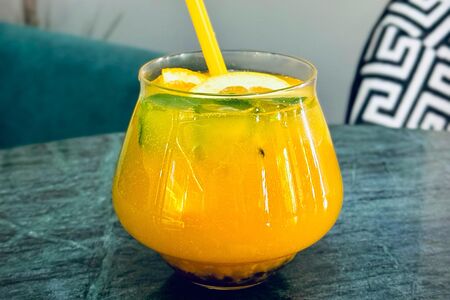 Манго-маракуйя