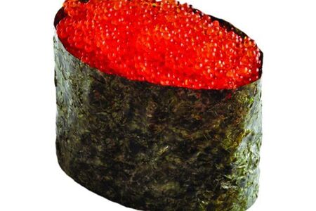 Гункан с икрой тобико