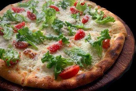 Пицца цезарь