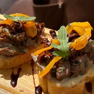 С ростбифом и вялеными томатами