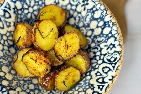 Картофель с розмарином