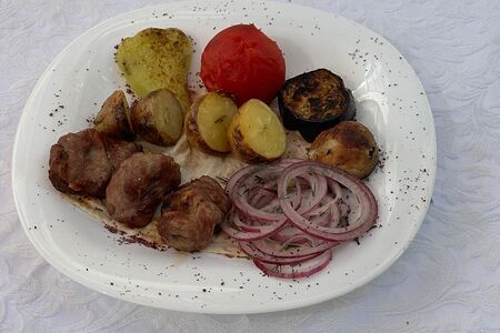 Баранья мякоть с овощами