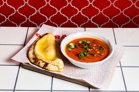 Крем-суп из свежих томатов