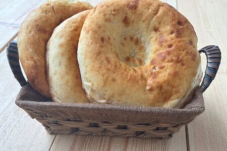 Лепешка узбекская