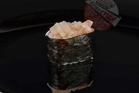 Спайси-суши с окунем