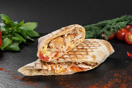 Шаурма Цезарь с курицей