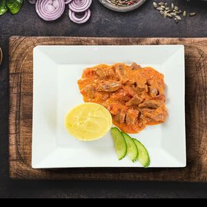 Бефстроганов из говядины с гарниром