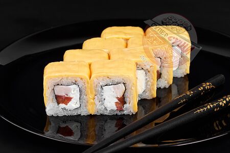 Ролл с курицей и чеддером