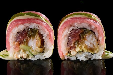 С тунцом и халапеньо 