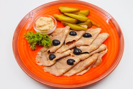 Язык говяжий с хреном