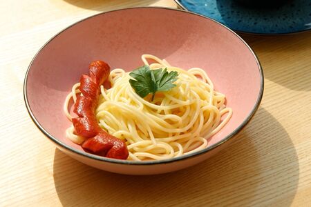 Спагетти с сосиской