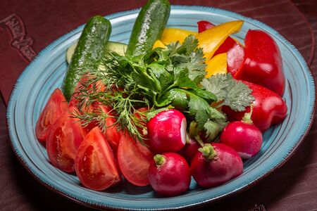 Ассорти свежих овощей