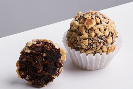 Конфета Сникерс