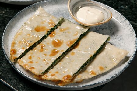 Гёзлеме с зеленью