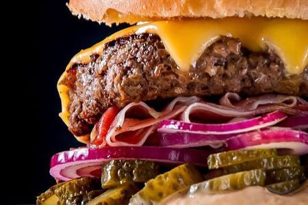 Мега бургер