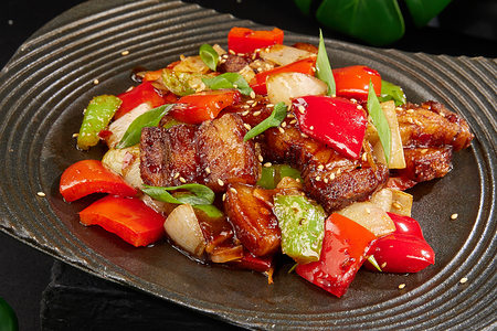 Грудинка, жареная по-сычуаньски