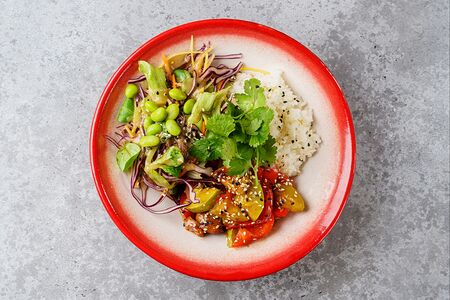 Салат Чикен терияки 