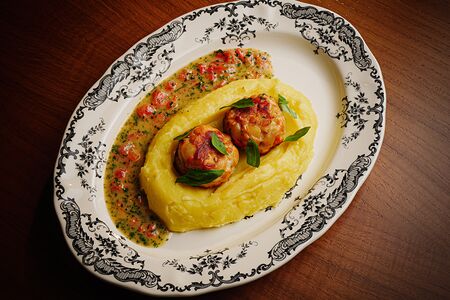 Биточки рыбные