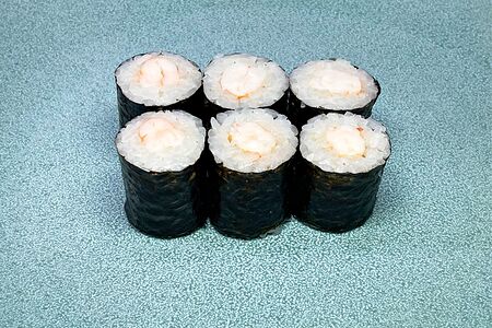 Мини-ролл с креветкой