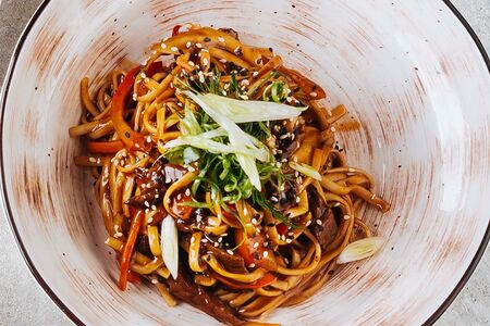 Удон с говядиной