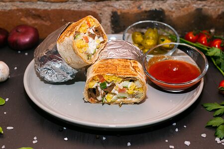 Кебаб в лаваше