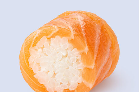 Суши маки c лососем