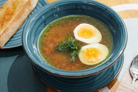 Куриный суп с яйцом