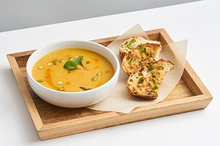 Крем-суп из запеченых овощей с белыми грибами