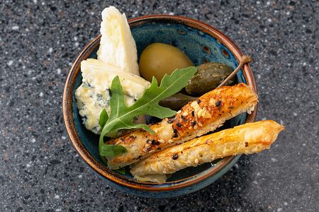 Закуска к вину