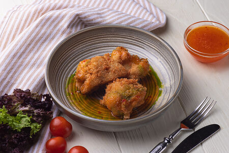 Хрустящая цветная капуста с соусом сладкий Чили