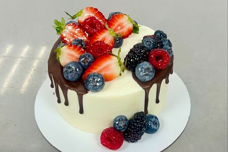 Бенто-торт ягодный