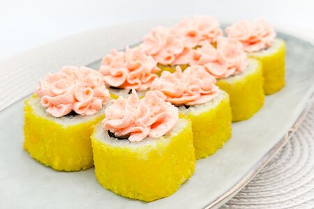 Лила темпура маки