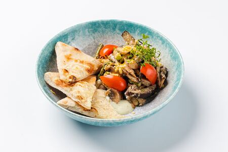 С запеченной курицей и фокаччей