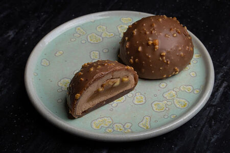 Моти Сникерс