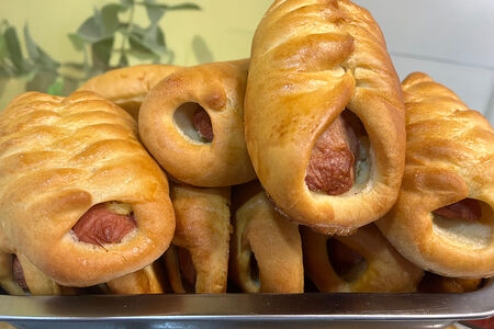 Сосиска с картофелем в тесте