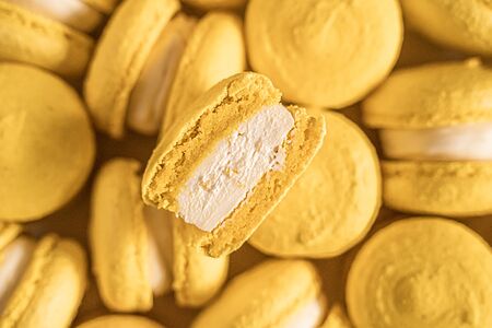 Макаронс Лимон