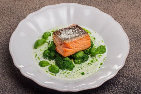 Лосось в сливочном соусе 