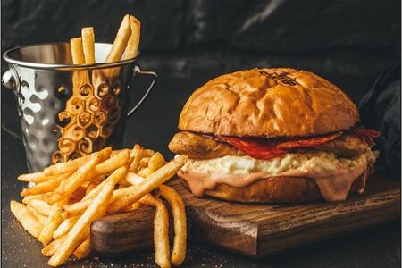 Крафт & Бургер с филе индейки и пеперони