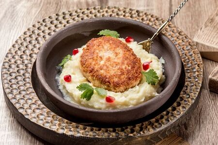 Картофельное пюре с куриной котлетой