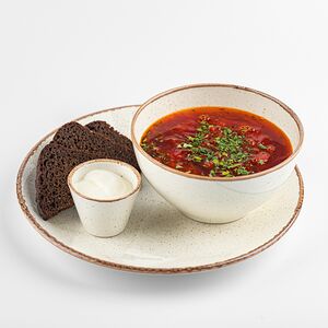 Борщ с бородинским хлебом