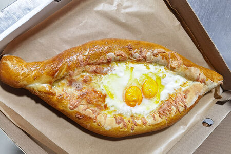 Хачапури по-аджарски