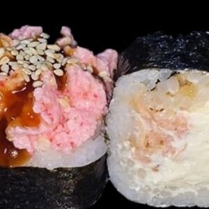 Ролл Вулкан с курицей