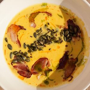 Кукурузный крем-суп с беконом 