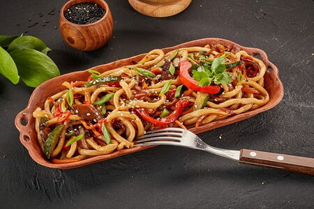 Лапша с овощами