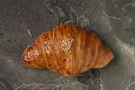 Круассан с сыром