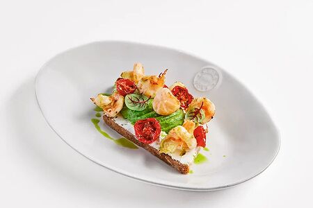 Брускетта с креветками