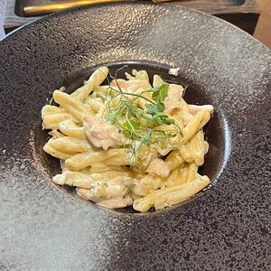 Казаречче с индейкой, голубым сыром и шоколадом