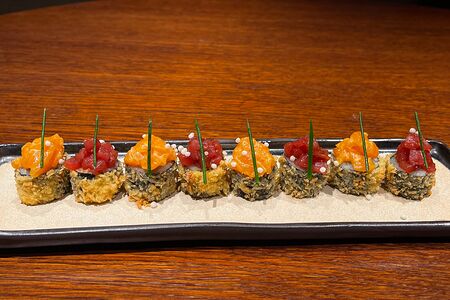 Ролл Тартар лосось спайси и тунец трюфельный терияки 