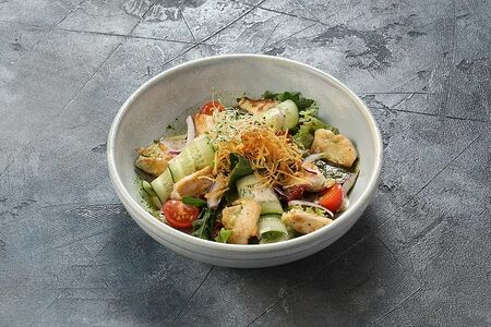 Салат с цыпленком