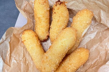 6 сырных палочек